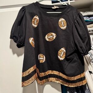 Black and gold sequined tshirt